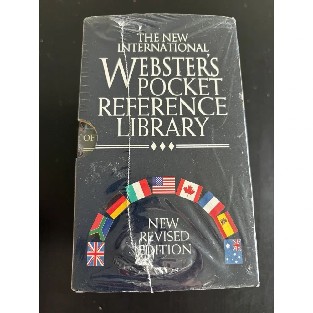 Websters New Pocket Reference Library First Aid Dictionary Thesaurus 5 Book Set